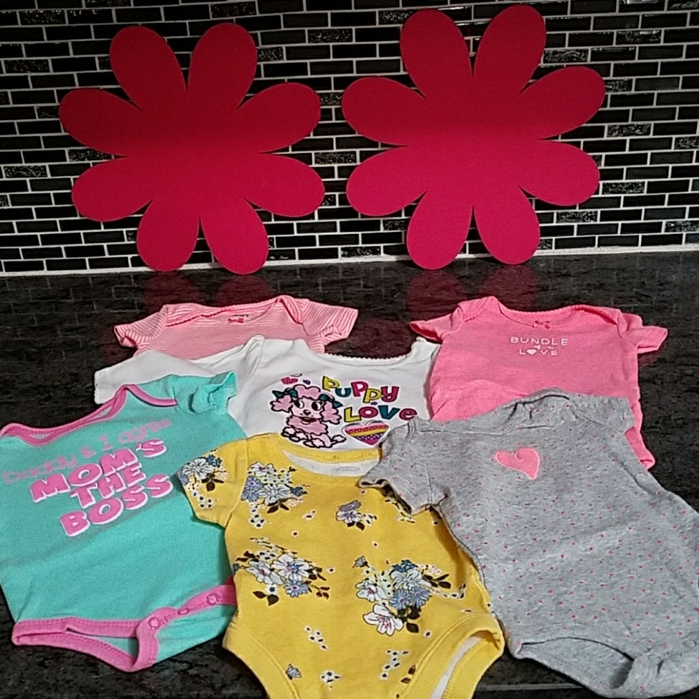 ✴Bundle of 6 Infant Onesies✴